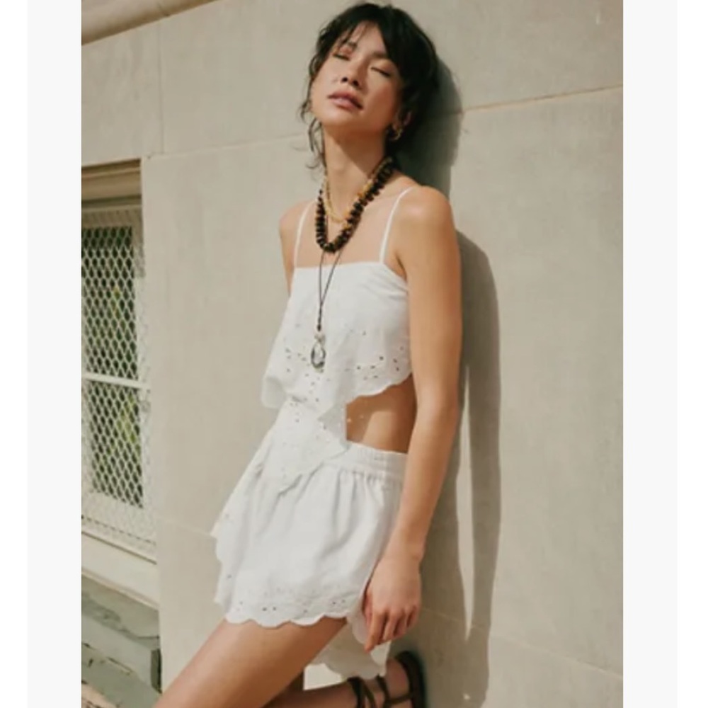 Nellie Short Set
NWOT
Free People
Color - Ivory
SOLDOUT